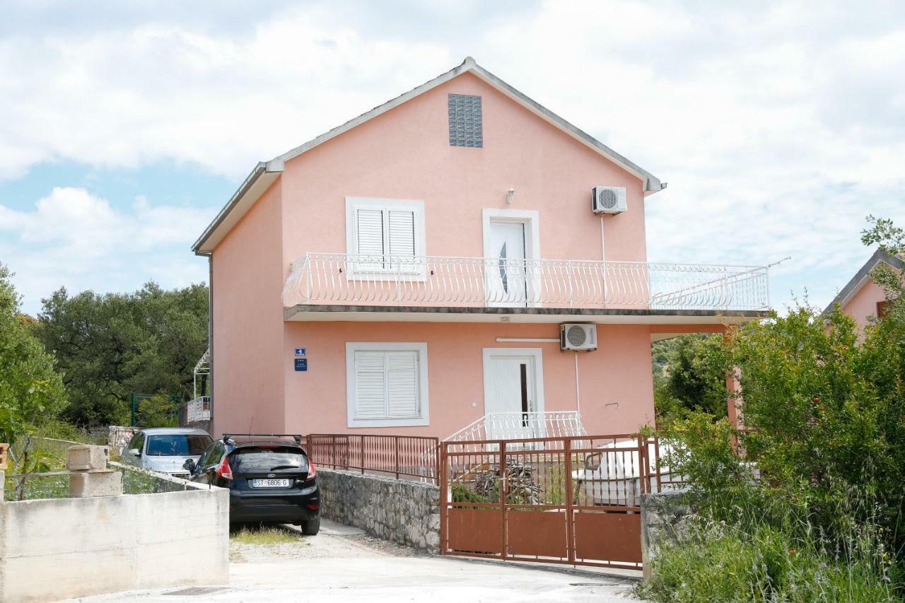 Apartman Paula 1 Vinisce Exterior foto